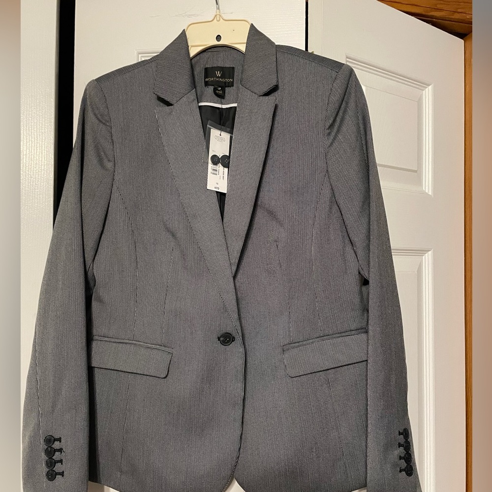Liz Claiborne Womens work blazer brand new wood tag size 10